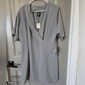 Bobeau Womans Small Light Gray Dress Deep Vneck